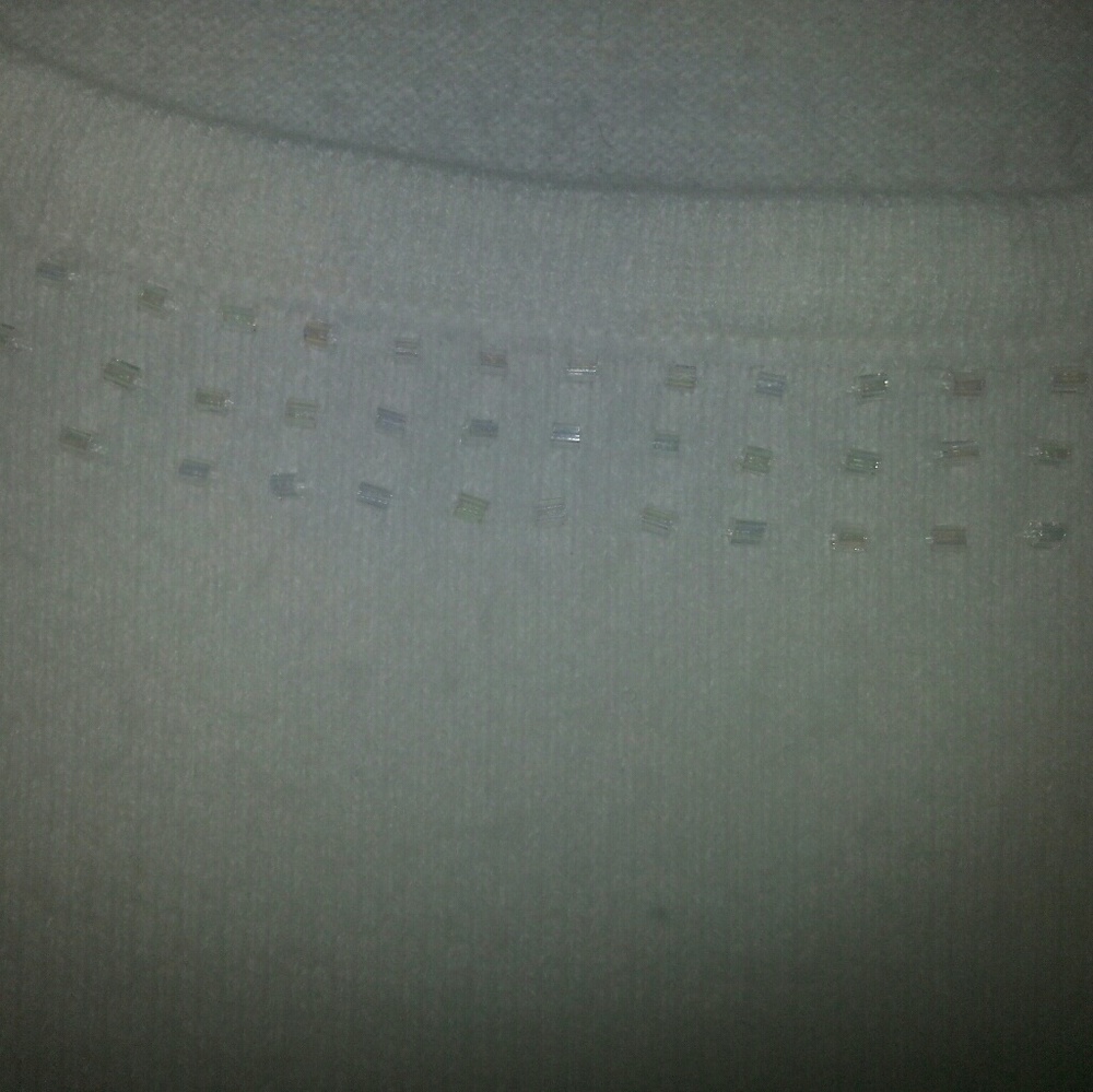 Sweater - Picture 2 of 4